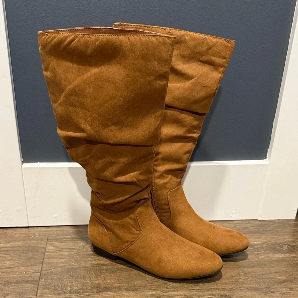 Women's Tan Knee-High Slouch Boots Size 8.5 New